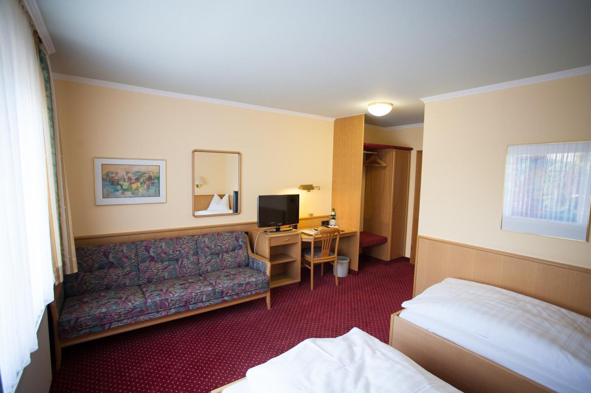 Hotel Restaurant Zur Post Lohfelden Εξωτερικό φωτογραφία